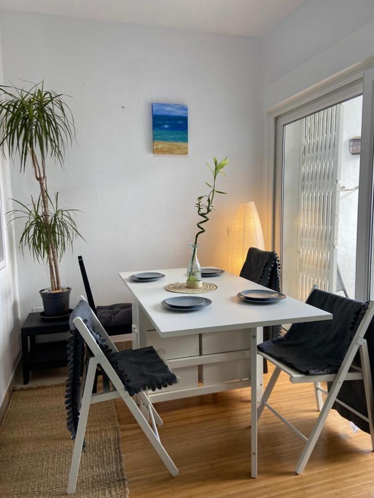 Apartment 2 Bedroom Apartment, Torrenueva, La Cala De Mijas